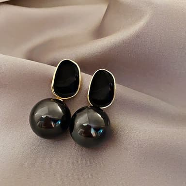 Pearl earrings